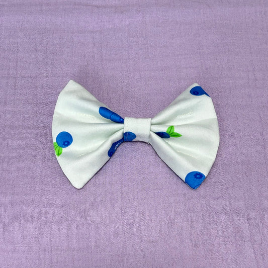 Blueberries Bow tie