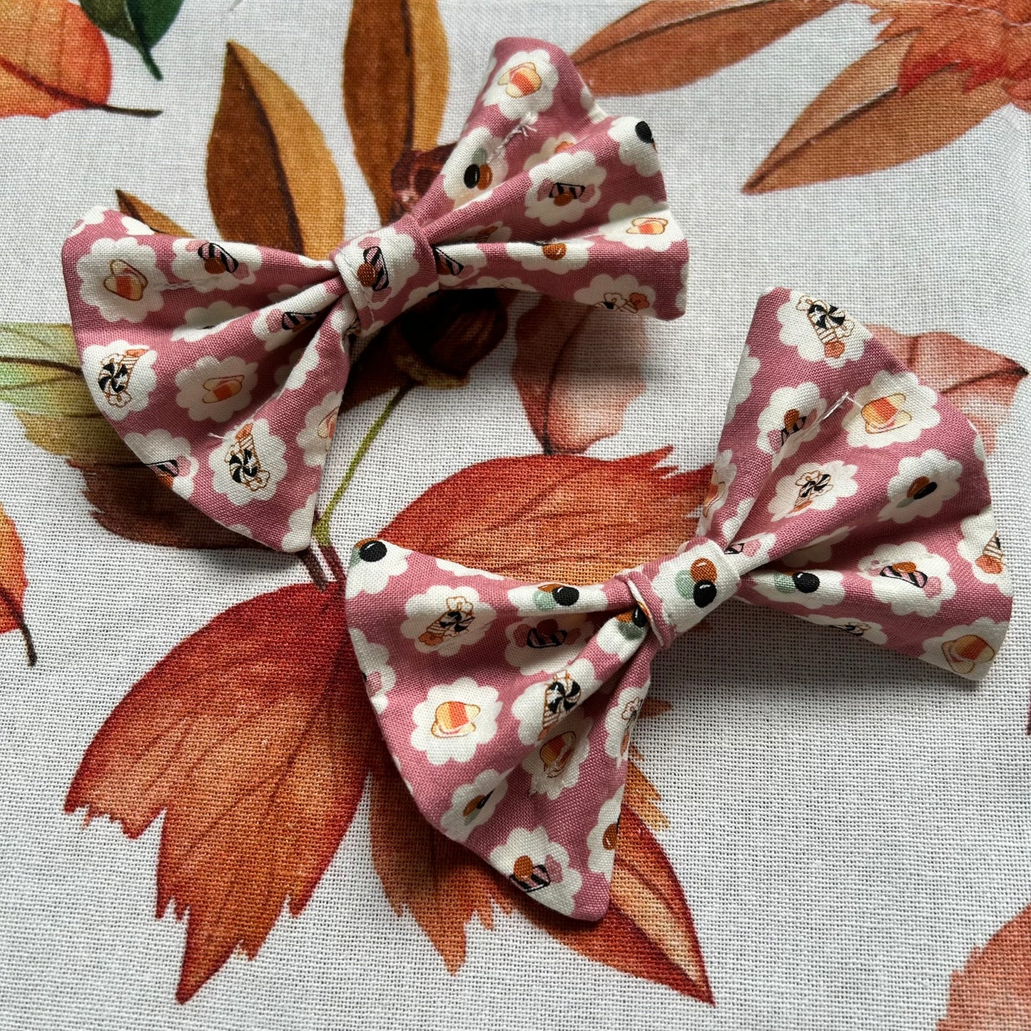 Trick or Treat Halloween - Bow tie